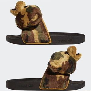 Jeremy Scott Adilette Teddy slides in core black